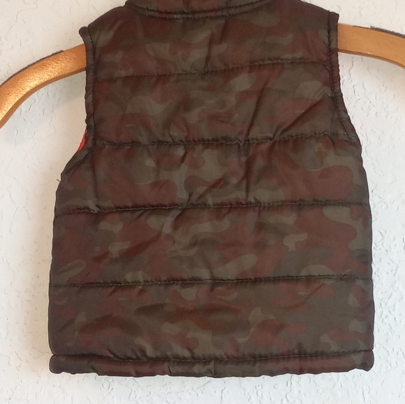 Healthtex Boys 18 Month Puffer Vest - Picture 3 of 5